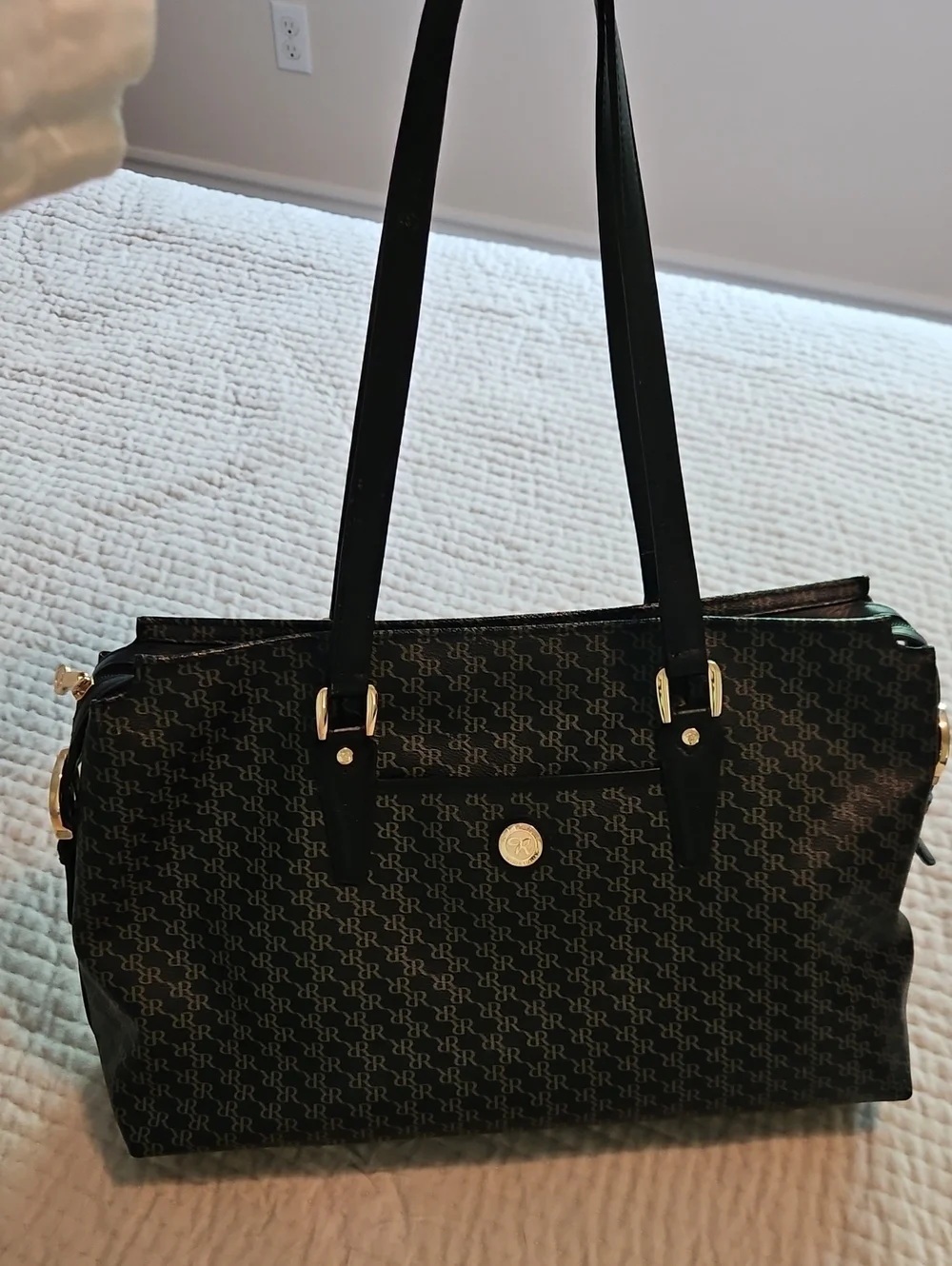 Rioni Moda Italia Tote Traveler Black Tan Monogram Gold Hardware, Wallet Combo